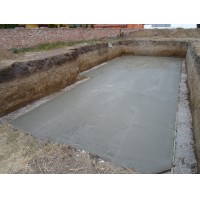 Čiastočne podpivničený nadštandardný rodinný dom v meste Galanta.